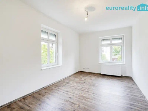 Prodej domu 420 m², pozemek 633 m²