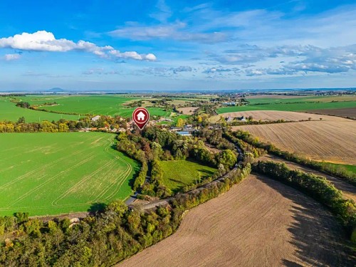 Prodej stavebního pozemku 1442 m²