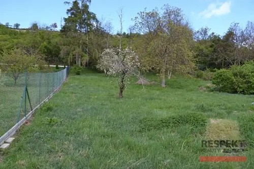 Prodej stavebního pozemku 979 m²