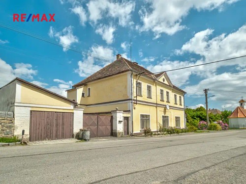 Prodej domu 200 m², pozemek 1223 m²