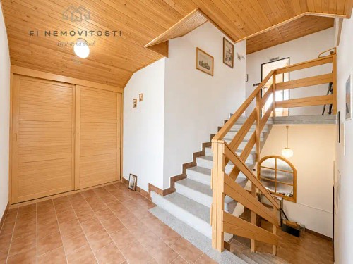 Prodej domu 211 m², pozemek 1129 m²