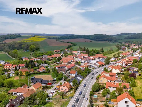 Prodej stavebního pozemku 699 m²