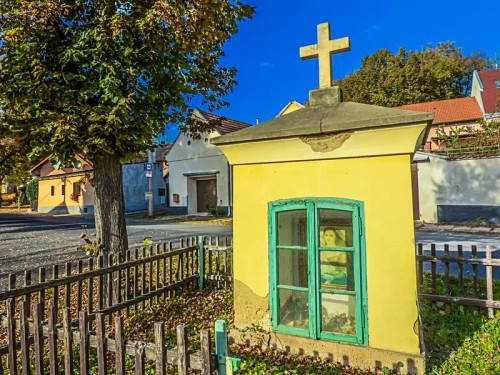 Prodej stavebního pozemku 1442 m²