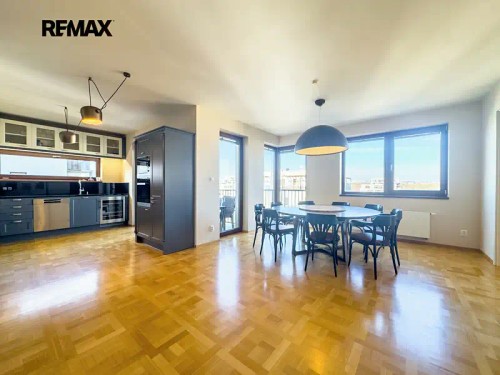 Prodej bytu 194 m²