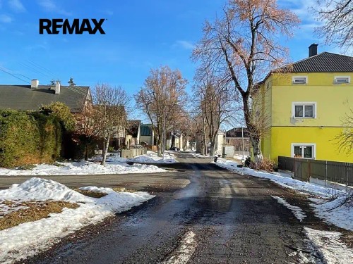 Prodej stavebního pozemku 971 m²