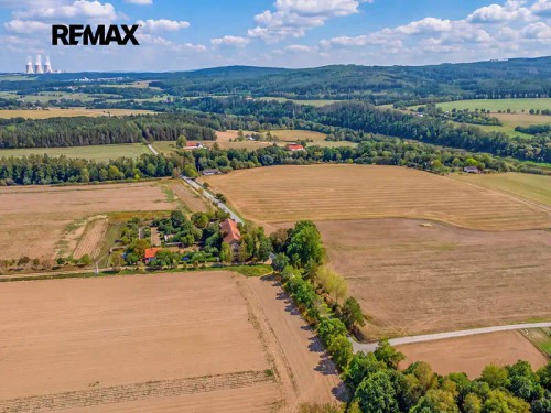 Prodej stavebního pozemku 4011 m²