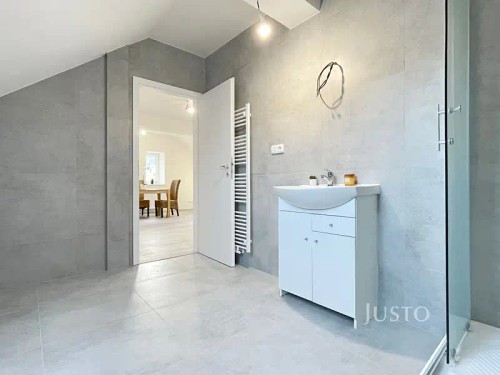 Prodej domu 207 m², pozemek 331 m²