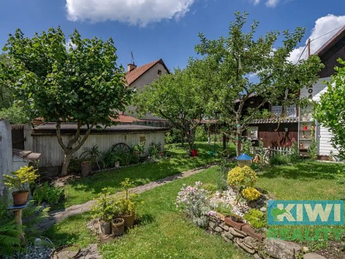 Prodej domu 100 m², pozemek 281 m²