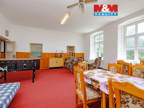 Prodej chalupy 386 m², pozemek 1335 m²