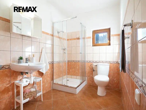Prodej domu 770 m², pozemek 9150 m²