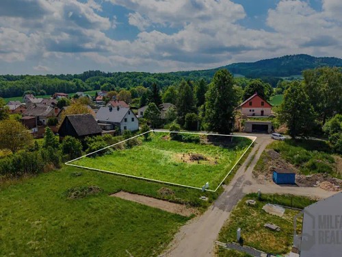Prodej stavebního pozemku 1451 m²