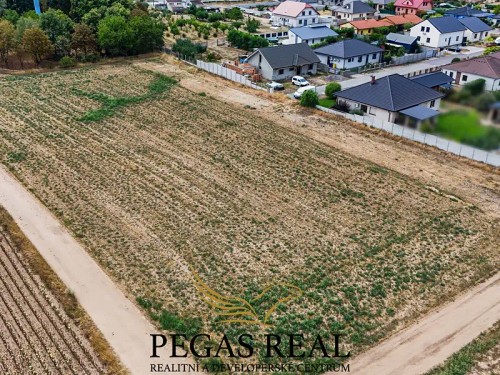 Prodej stavebního pozemku 3390 m²