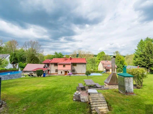Prodej domu 214 m², pozemek 1338 m²