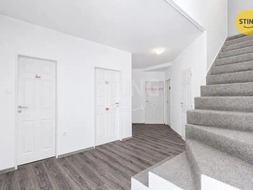 Prodej vily 407 m², pozemek 1880 m²