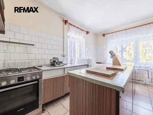 Prodej domu 370 m², pozemek 2417 m²