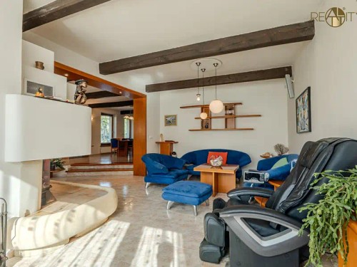 Prodej domu 331 m², pozemek 1512 m²