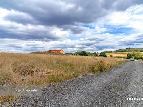 Prodej stavebního pozemku 735 m²