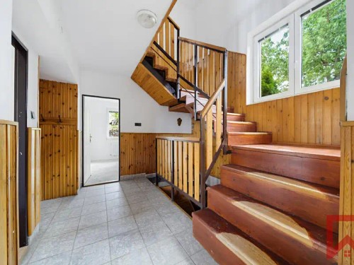 Prodej domu 240 m², pozemek 900 m²