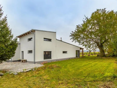 Prodej domu 185 m², pozemek 1734 m²