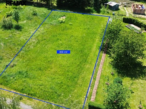 Prodej stavebního pozemku 800 m²