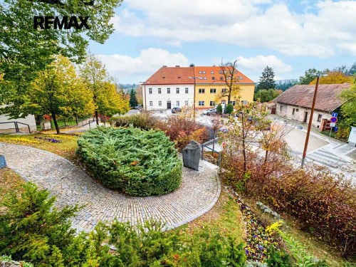 Prodej stavebního pozemku 1212 m²