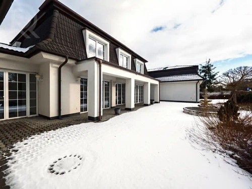 Prodaný dům 420 m², pozemek 2462 m²