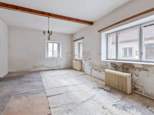 Prodaná  zemědělská usedlost 230 m², pozemek 614 m²