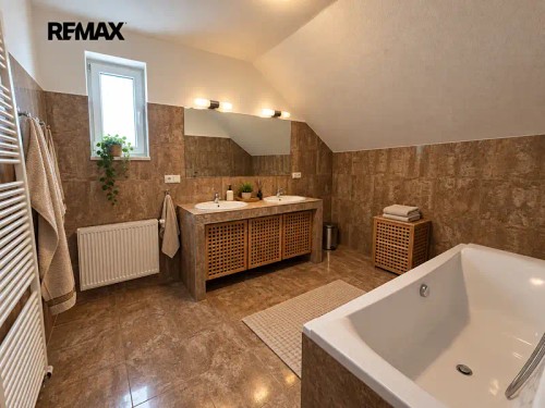 Prodej domu 266 m², pozemek 780 m²