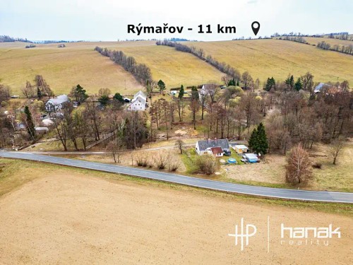 Prodej stavebního pozemku 1019 m²