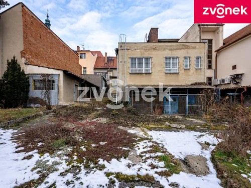 Prodej vily 700 m², pozemek 894 m²