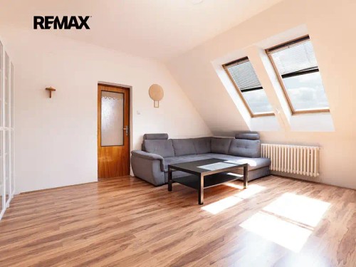 Prodej domu 385 m², pozemek 199 m²