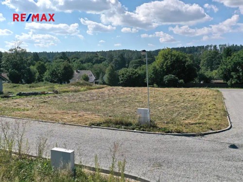 Prodej stavebního pozemku 1416 m²