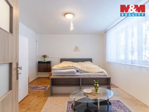 Prodej domu 180 m², pozemek 4410 m²