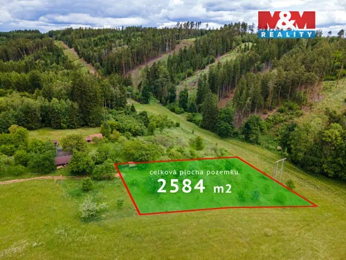 Prodej stavebního pozemku 2584 m²