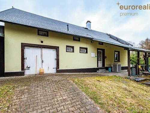 Prodej chalupy 178 m², pozemek 25612 m²