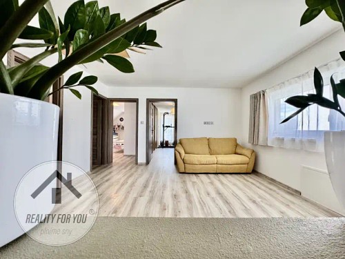 Prodej domu 240 m², pozemek 677 m²