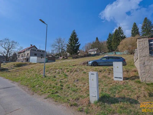 Prodej stavebního pozemku 1038 m²