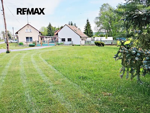 Prodej stavebního pozemku 2989 m²