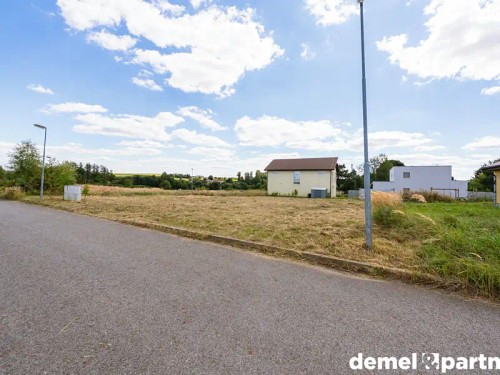 Prodej stavebního pozemku 640 m²
