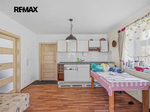 Prodaná vila 320 m², pozemek 1201 m²