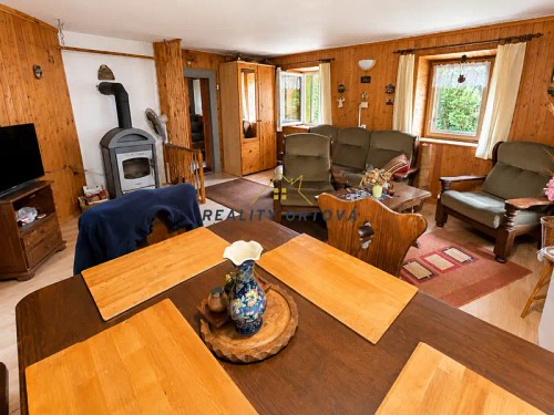 Prodej domu 180 m², pozemek 1830 m²