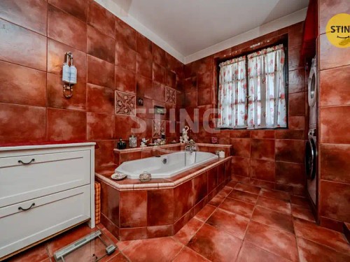 Prodej domu 220 m², pozemek 1361 m²