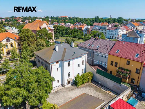 Prodej domu 400 m², pozemek 821 m²