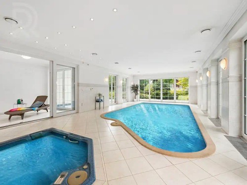 Prodaný dům 420 m², pozemek 2462 m²