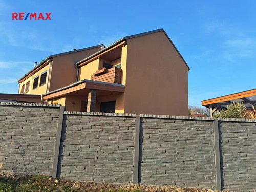 Prodej domu 199 m², pozemek 524 m²