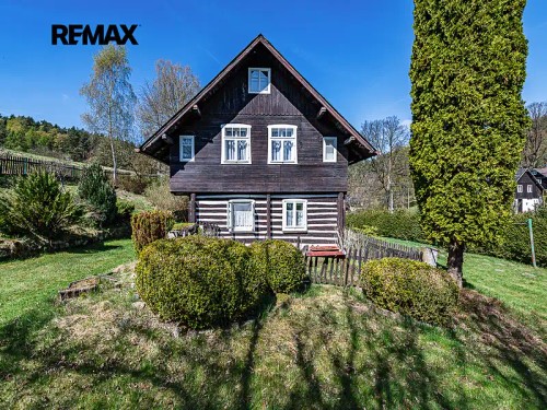 Prodej domu 215 m², pozemek 2143 m²