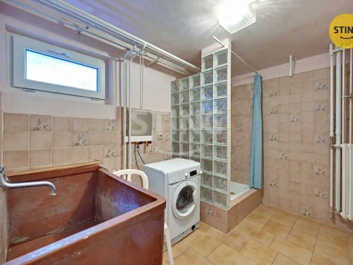 Prodej domu 400 m², pozemek 852 m²