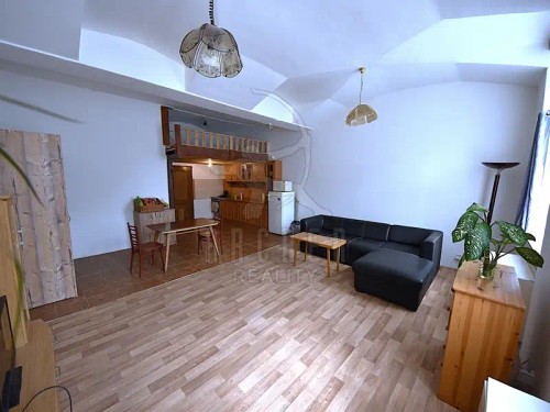 Prodej domu 454 m², pozemek 164 m²