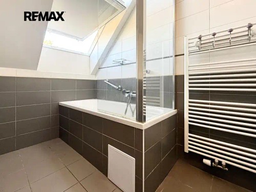 Prodej bytu 1+1 53 m²