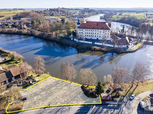 Prodej stavebního pozemku 1497 m²